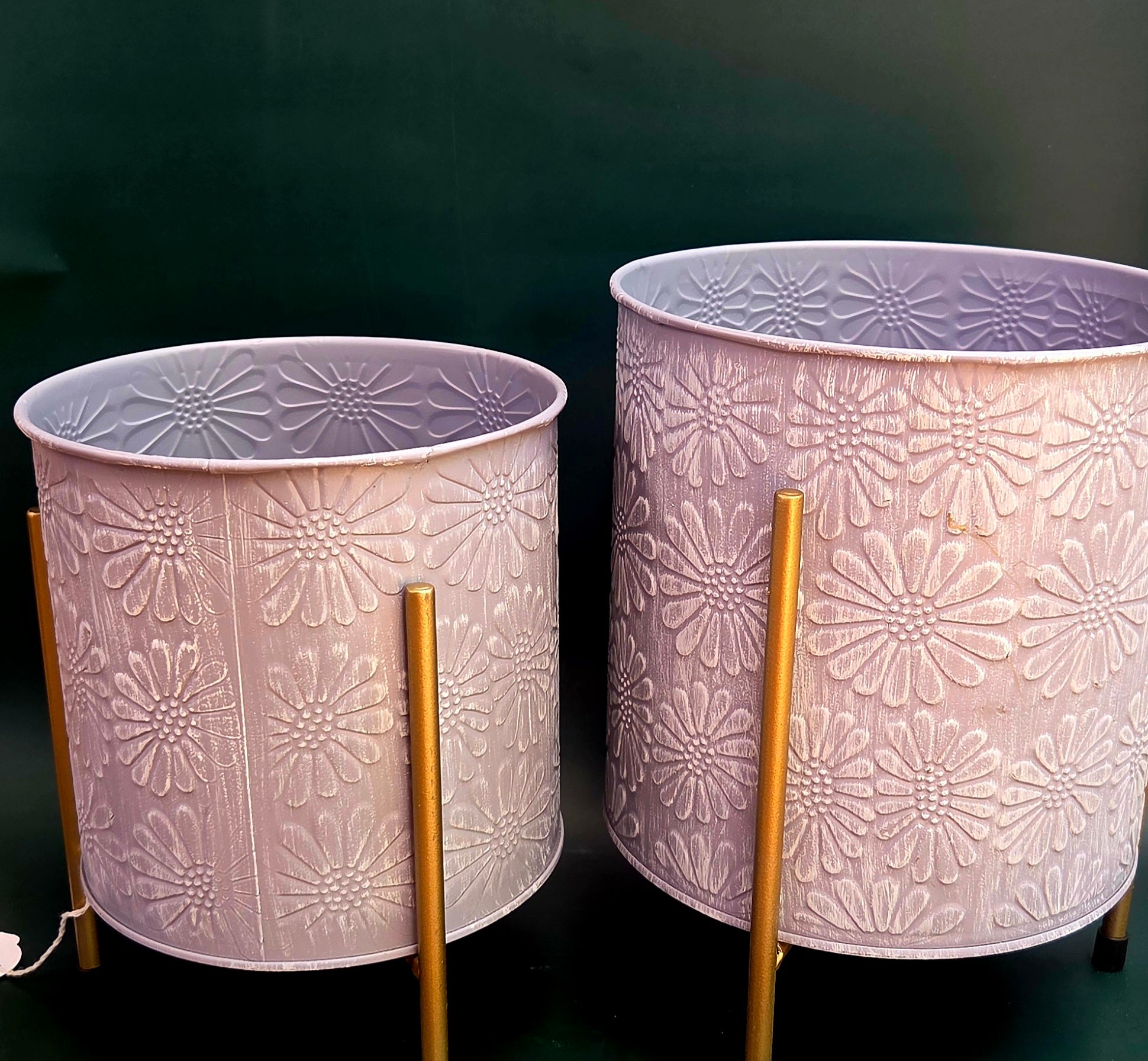 Set of decorative pots