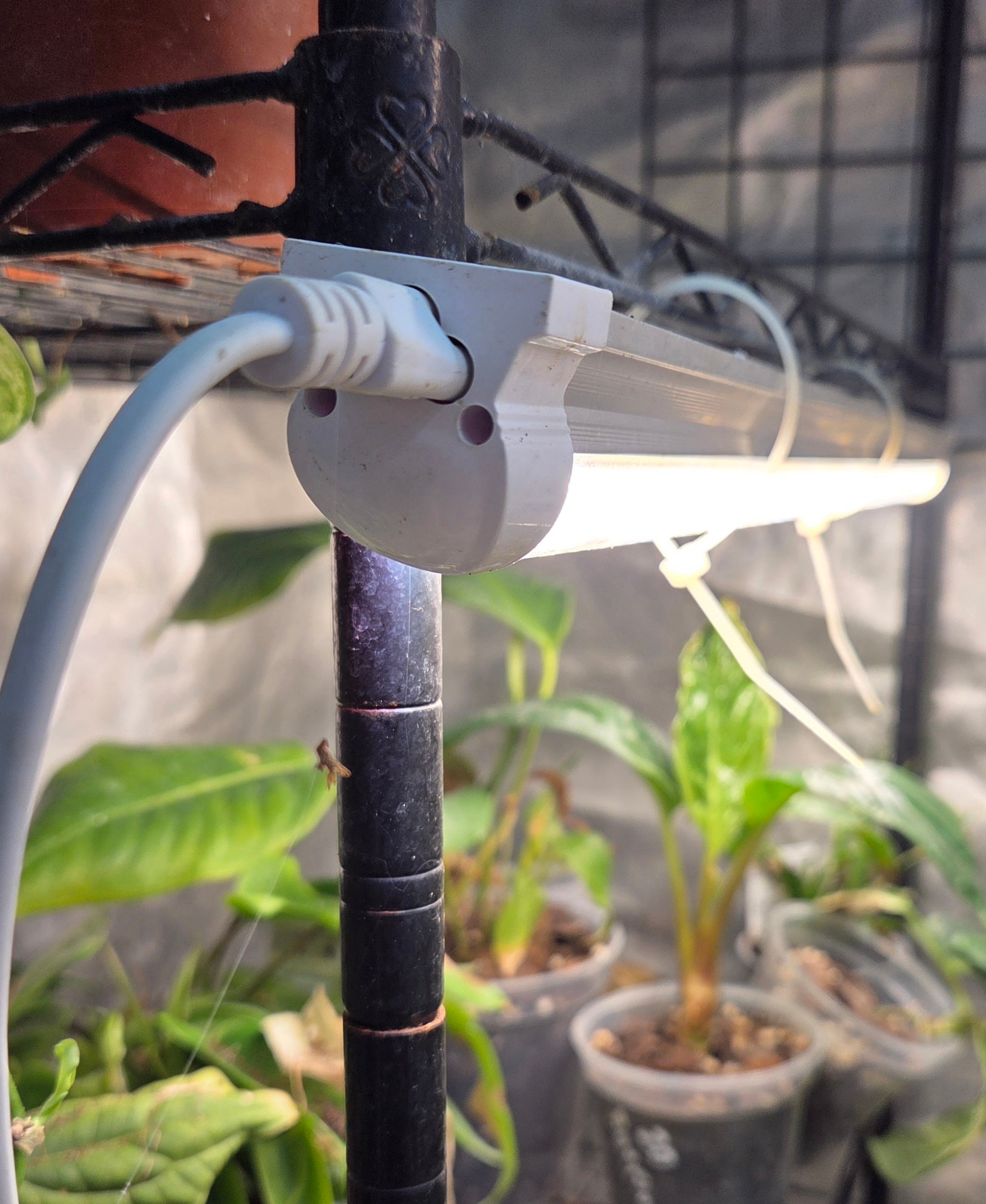 3 pack 18 Watt Full spectrum Grow light